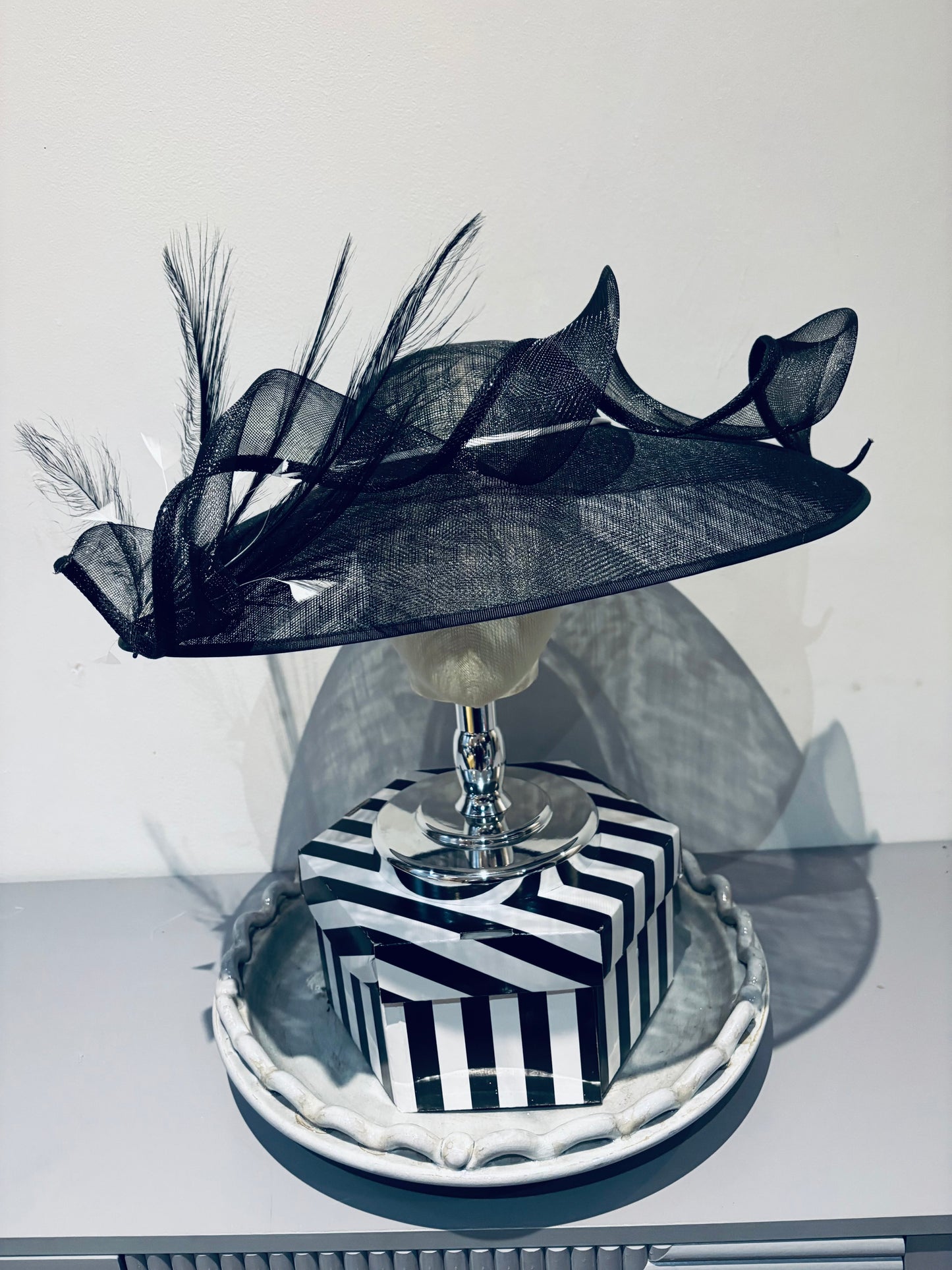 Black and White Full Hat